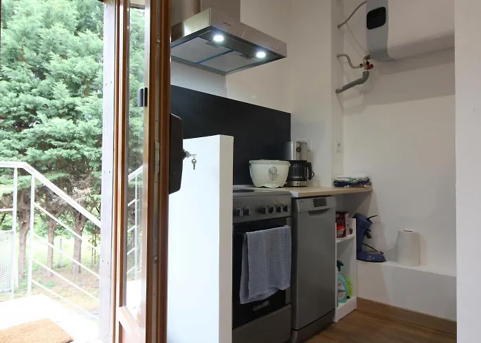 Adishatz Salles (Gironde)